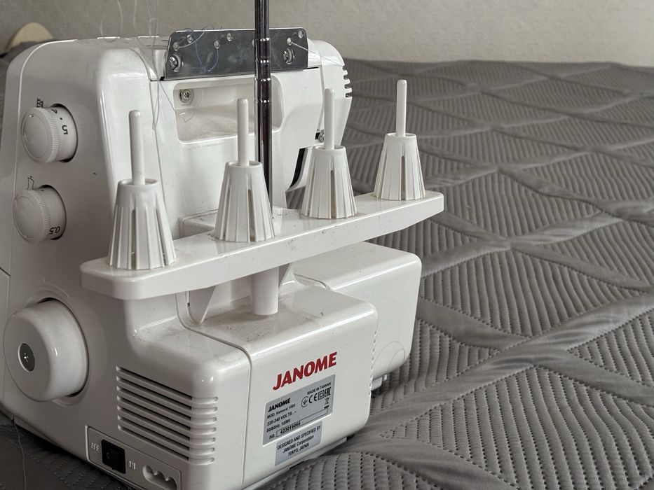 Новый Оверлог Janome