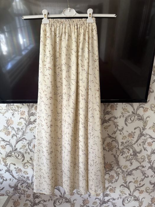 Shijon astarli yubka