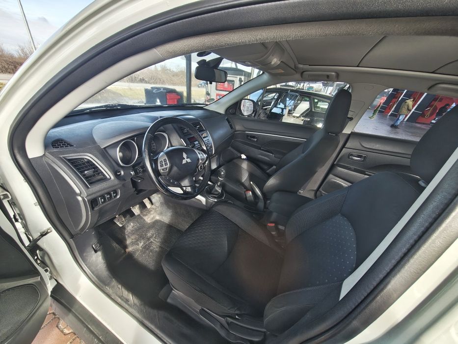 Vând Mitsubishi ASX 1.8 DI-D  4WD cu Diferential Blocabil/ 2010 /  173.000 km / Trapă Electrica