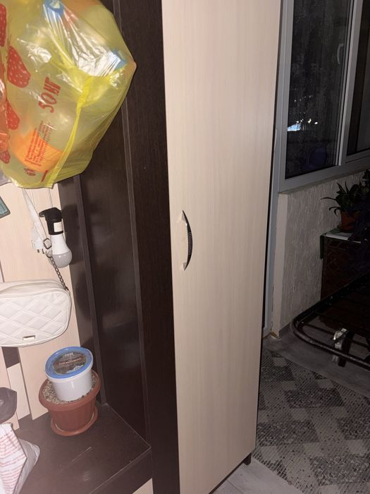 продам шкаф в прихожую