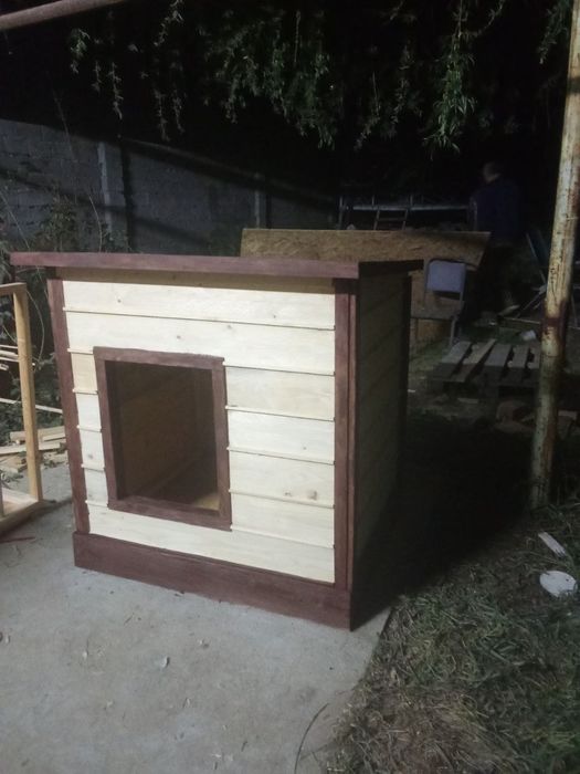 Продажа домика для собак.