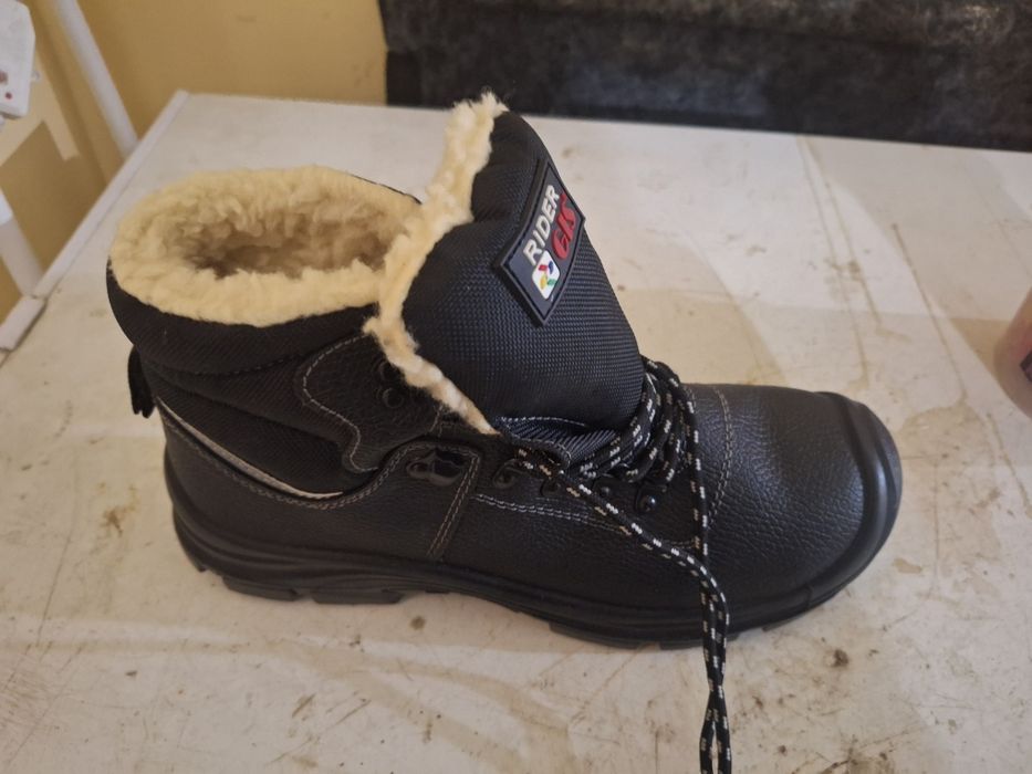 Специальная обувь