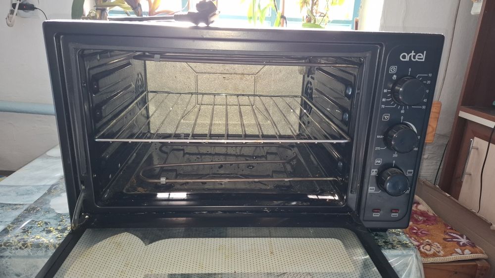 Продам электропечь Artel