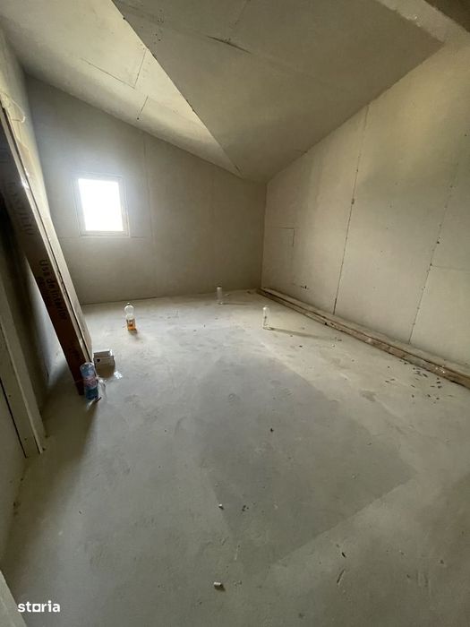 Casă 5 camere P+1+M, toate utilitățile, Safirului