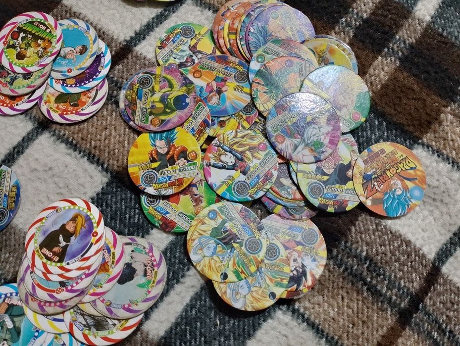Продам фишки разные колекции