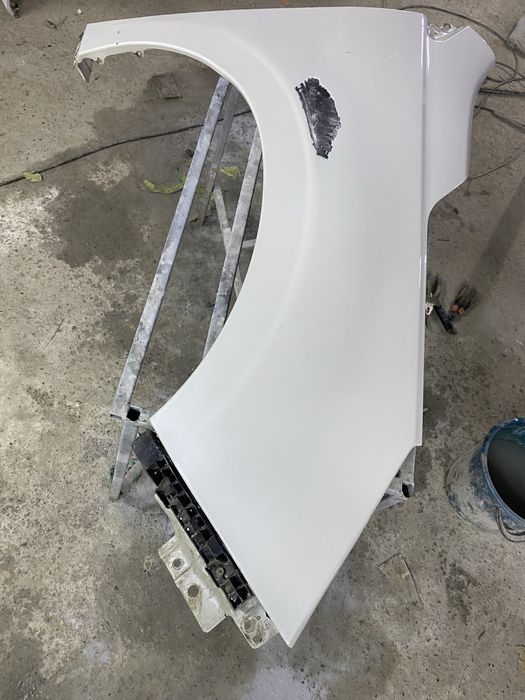 Субару дверь крыло