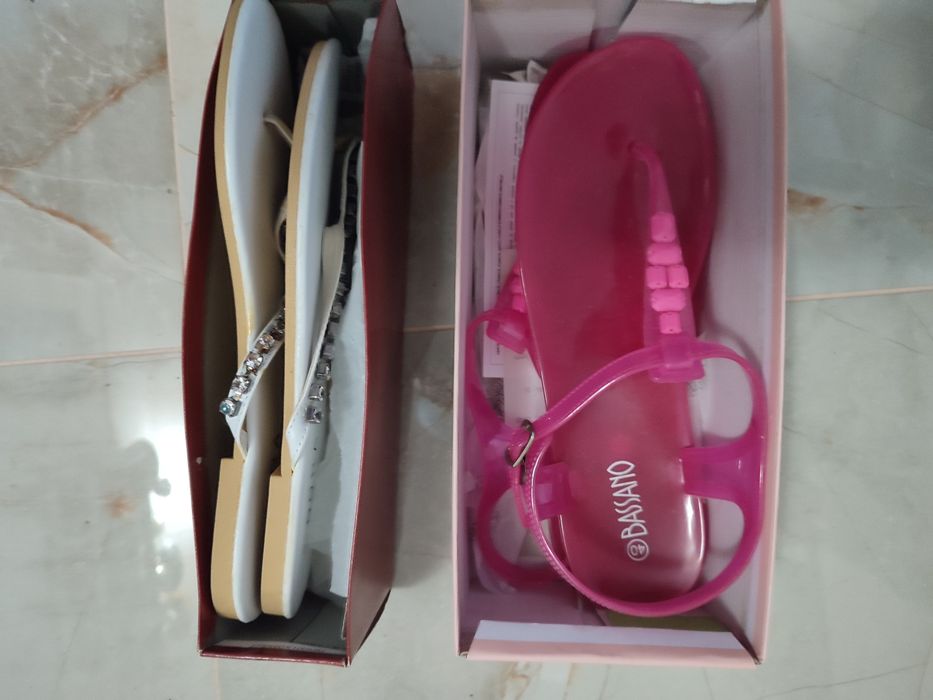 Vând încălțăminte femei