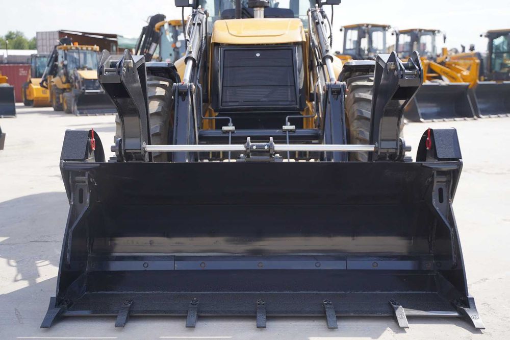 Экскаватор-погрузчик HORN 388H 6в1