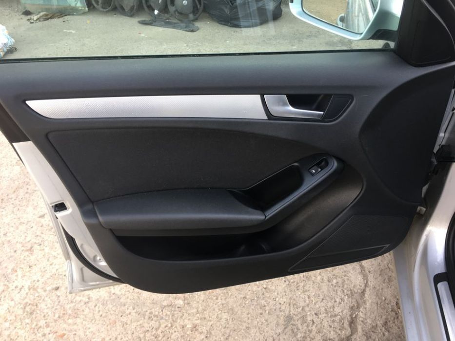 Fata De Usa / Portiera Interioara Stanga Fata Audi A4 B8 2008 - 2013
