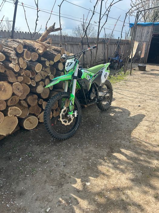 Schimb sau cu ceva mai mare  Alfarad t5 și Xtl 250