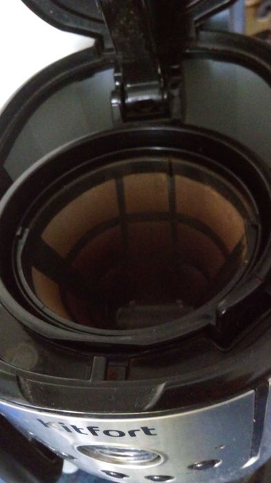 Продам капельную кофеварку KitFort.