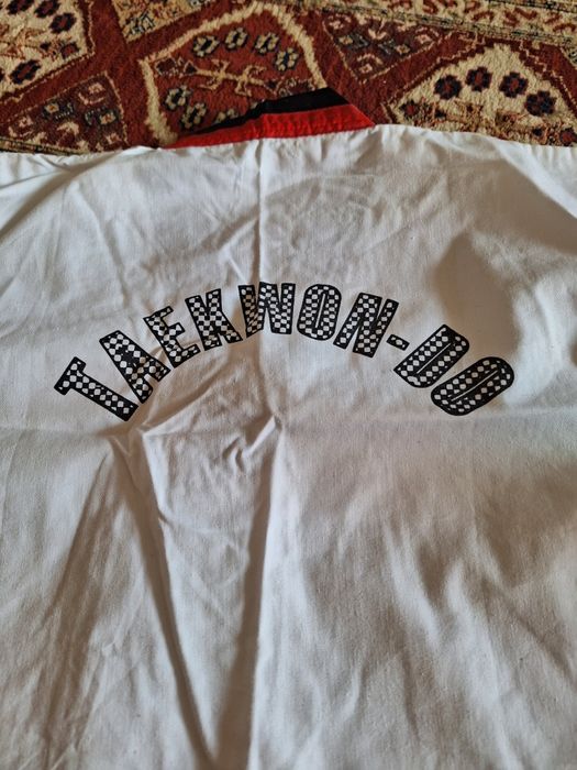 Продам кимоно для джиоджитсу!