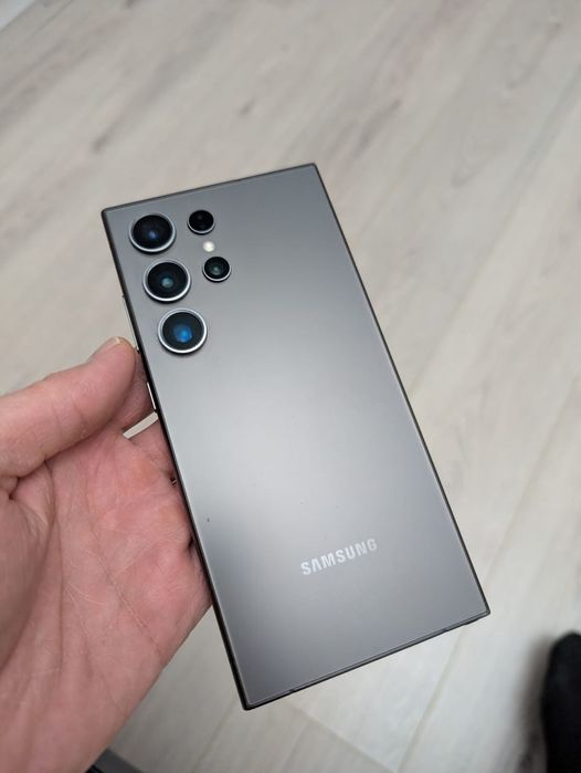 S 24ultra 256g без минусов