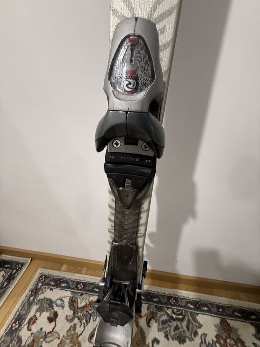 Продавам ски Rossignol