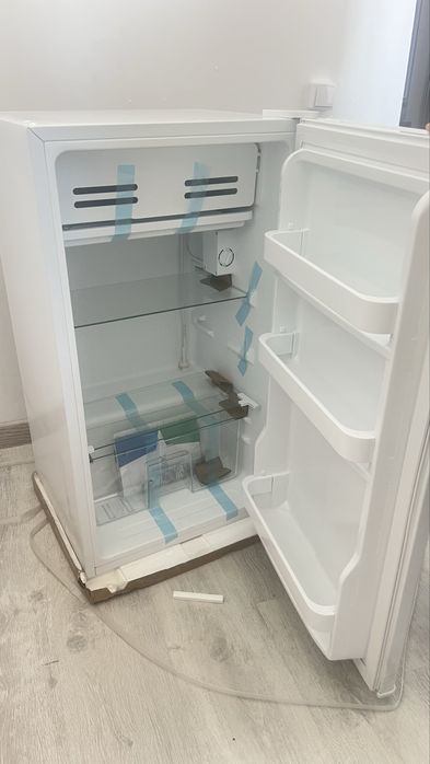 Холодильник новый