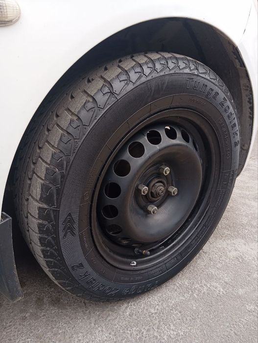 Cobalt diska yangi baloni bilan sotiladi