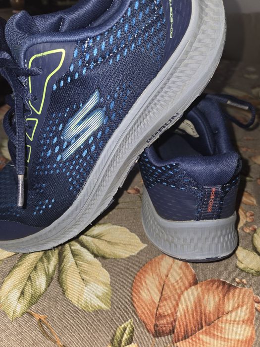Маратонки Skechers