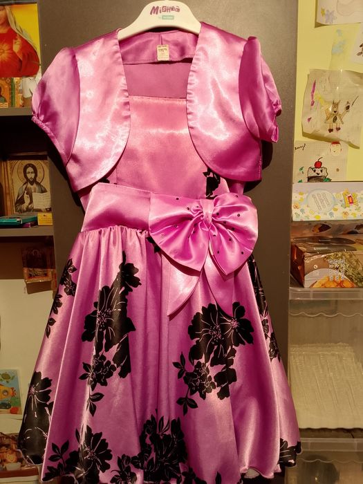 Продам платье на девочку