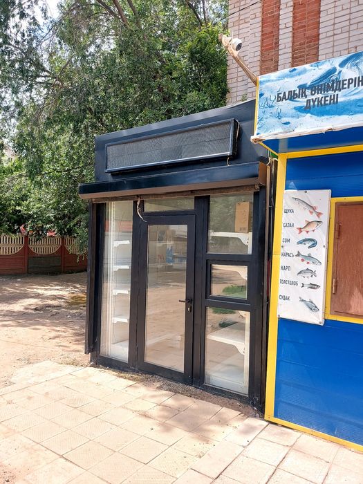 Продам Киоск витражный