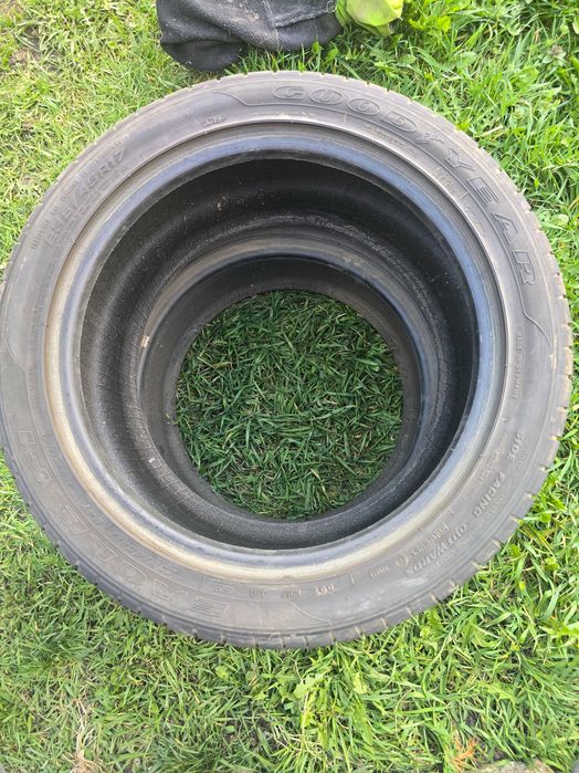 Гуми Goodyear 235 / 45 / 17