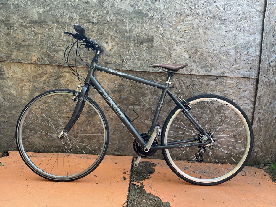 Bicicleta specialized crossroads roti 28” cadru aluminiu