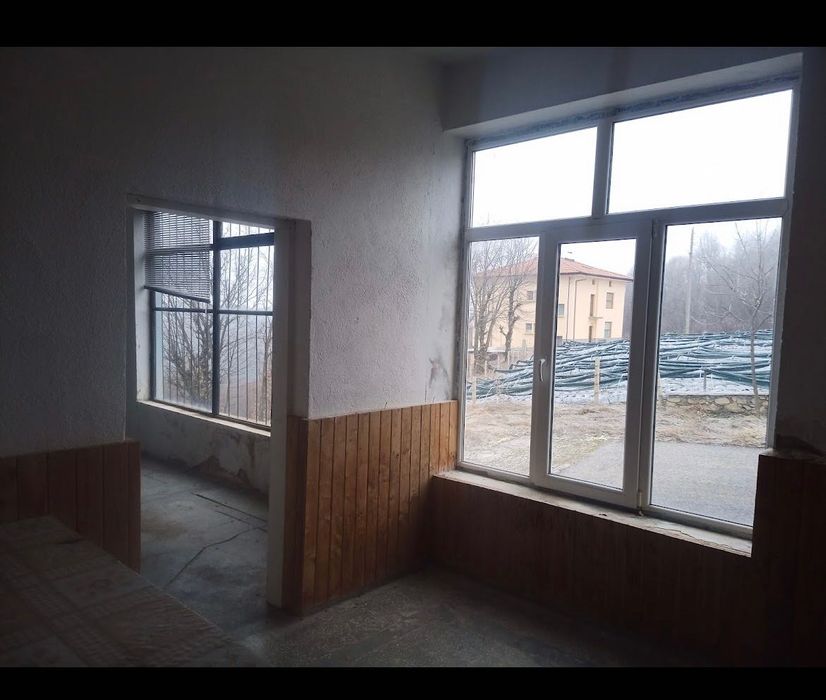 Продава се Склад в Мадан - 11111 кв.м за 3 €/кв.м - Снимка #3