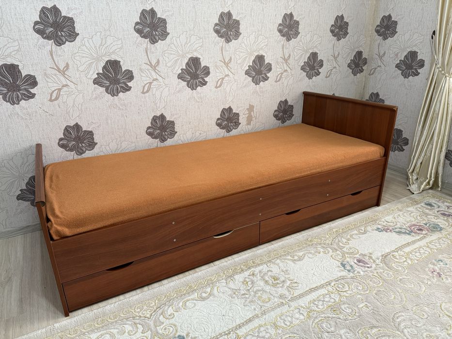 Срочно кровать сатылады