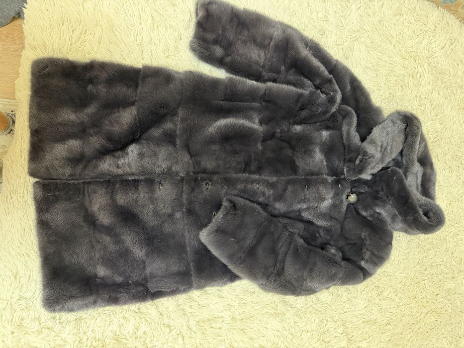 Продам норковую шубу