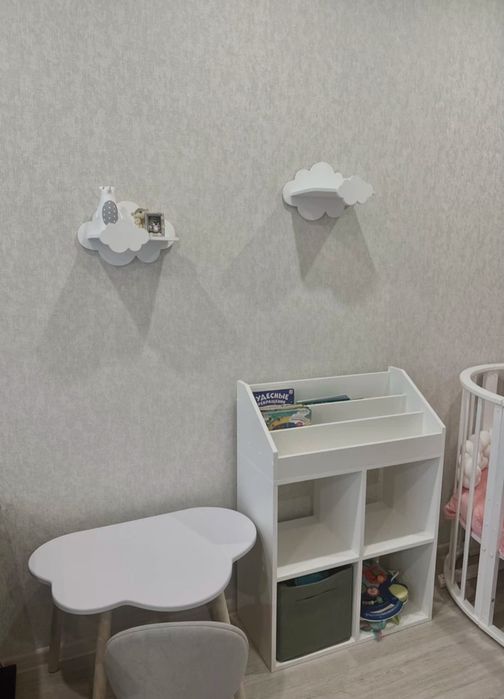 Стеллаж для игрушек и книг детской