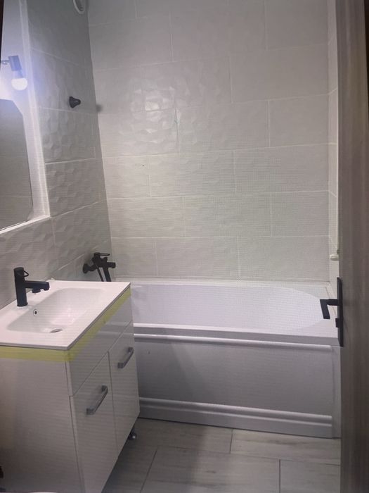 Vand apartament 3 camere cf1 Nord