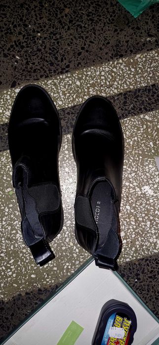 Дамски обувки по 5 евро