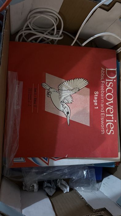 Viniluri (discuri pickup) electrecord povesti/colinde/limbi straine