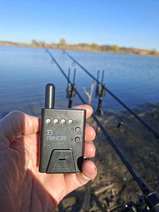 Vând set pescuit la crap