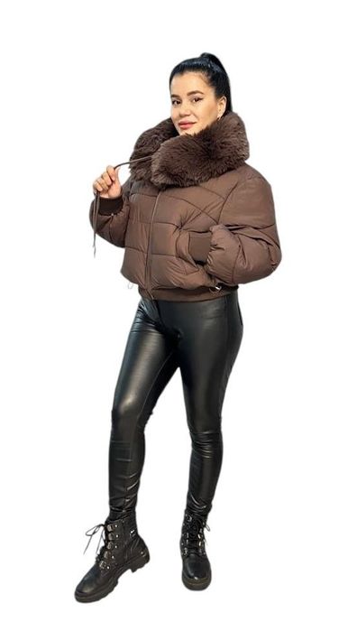 Продам женские куртки