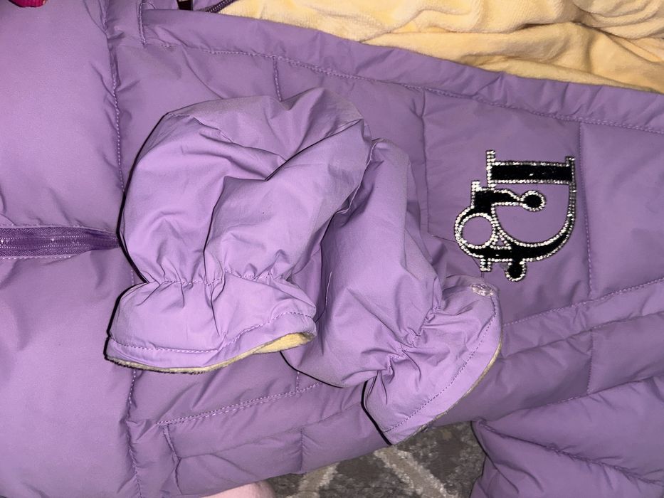 Продется детская куртка