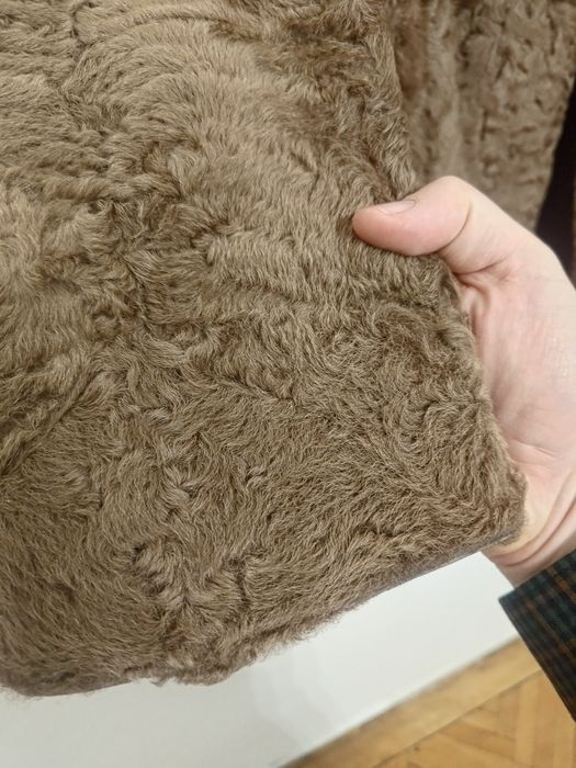 Palton astrahan caracul XL