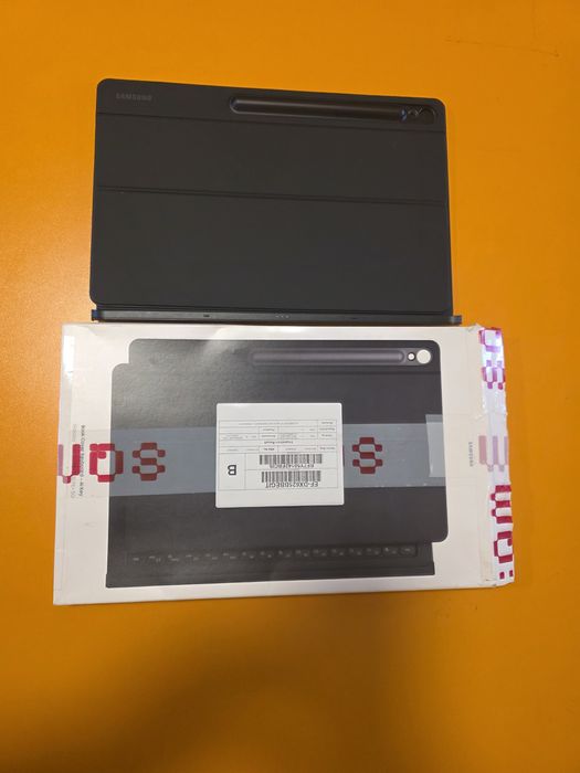 Husa Book Cover Keyboard Samsung Galaxy Tab S10/S9 /S9 Fe + resigilata