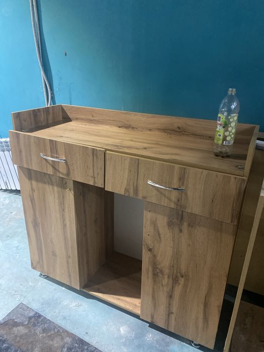 Продам мини шкафчик стейшен