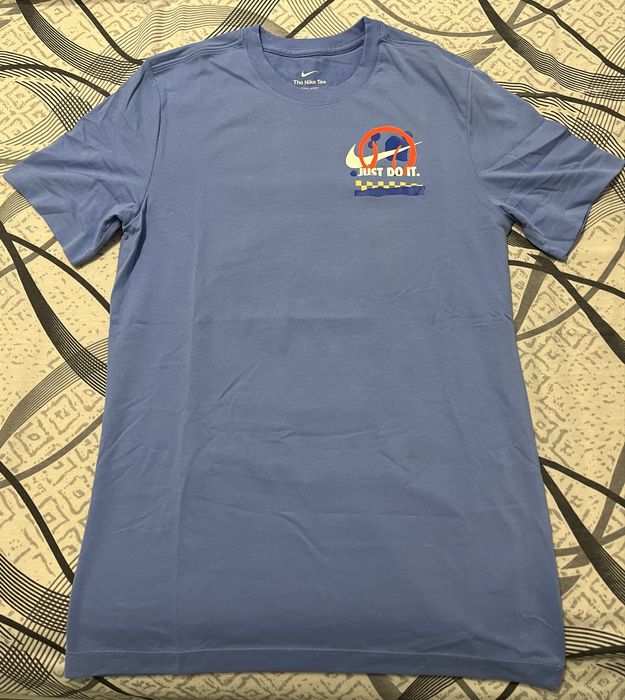 Уникална тениска на Nike