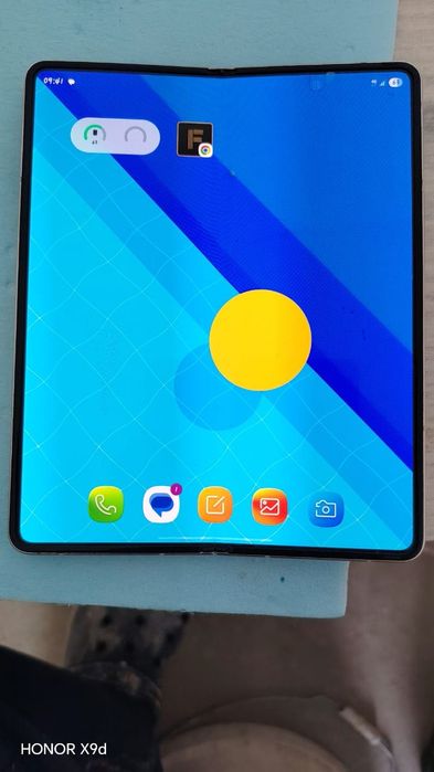 Samsung Galaxy Z fold 3 -5 G