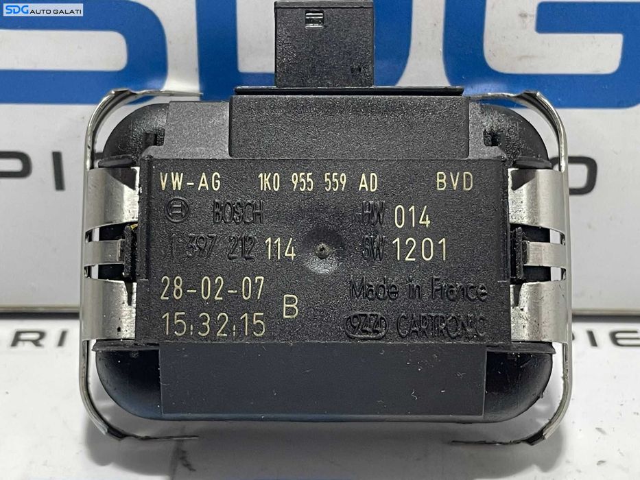 Senzor de Ploaie Lumina Parbriz Geam Sticla Volkswagen Passat B6 2005 - 2010 Cod 1K0955559AD [L3490]