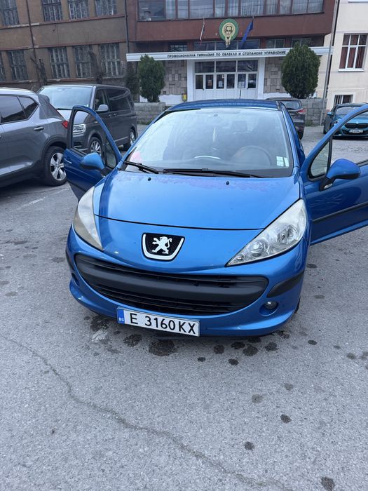 Peugeot 207 2007 година