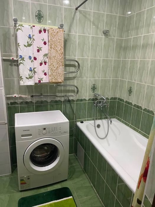 Сдается 2 ком Новомосковском. Улица Оккурган. Стадион Старт