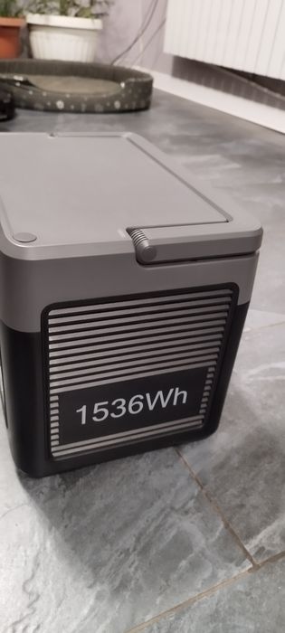 Преносима соларна зарядна станция Oukitel power station