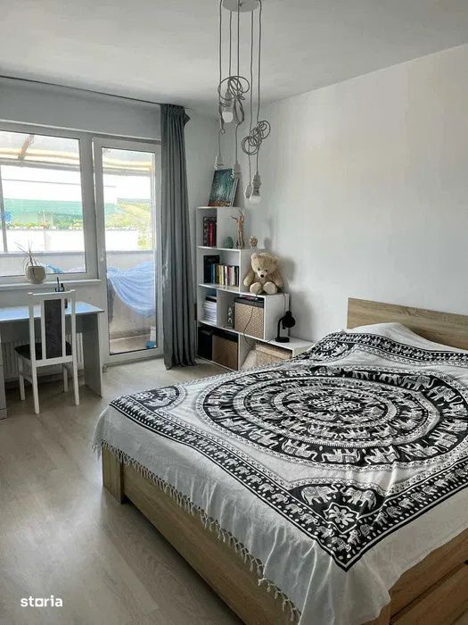 Apartament 3 camere, 60mp+10mp balcon, zona Bulgaria — fotografia 1