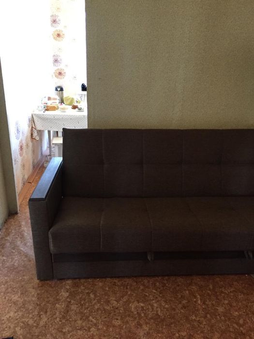 Диван мягкий