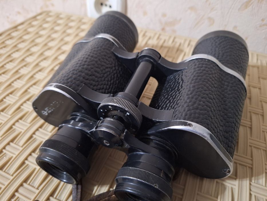 Бинокль ссср продаю.