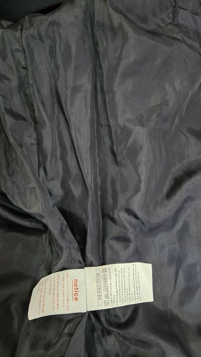 Продам фирменную жилетку