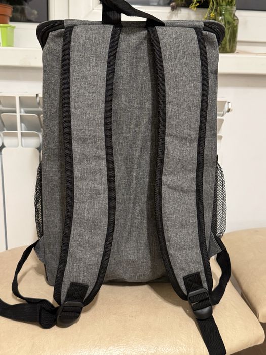 Rucsac de picnic nou, cu izolare termică. Gri.