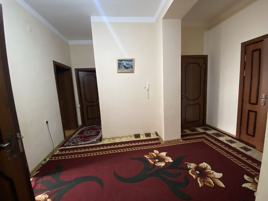 Уй сотилади, 3 хона, 94 квадрат./Uy Sotiladi 3 xona 94 kvadrat